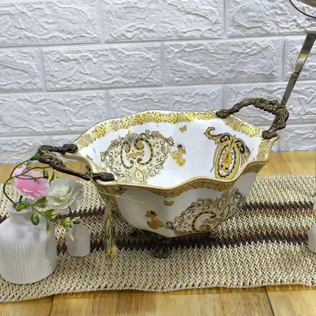 ميوه خوري گرد ماريتا
